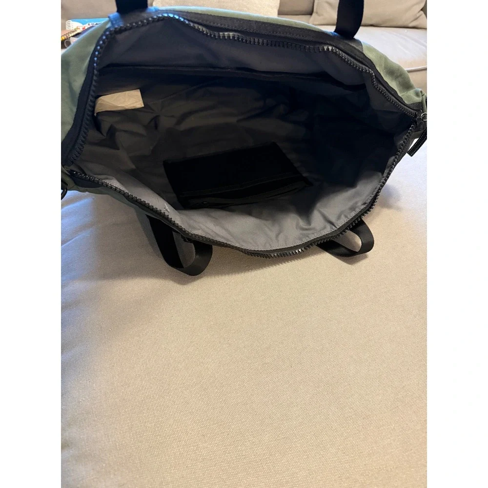 Timbuk2 Lug Tote Duffle Bag Olive Green Black Convertible Backpack Carry On